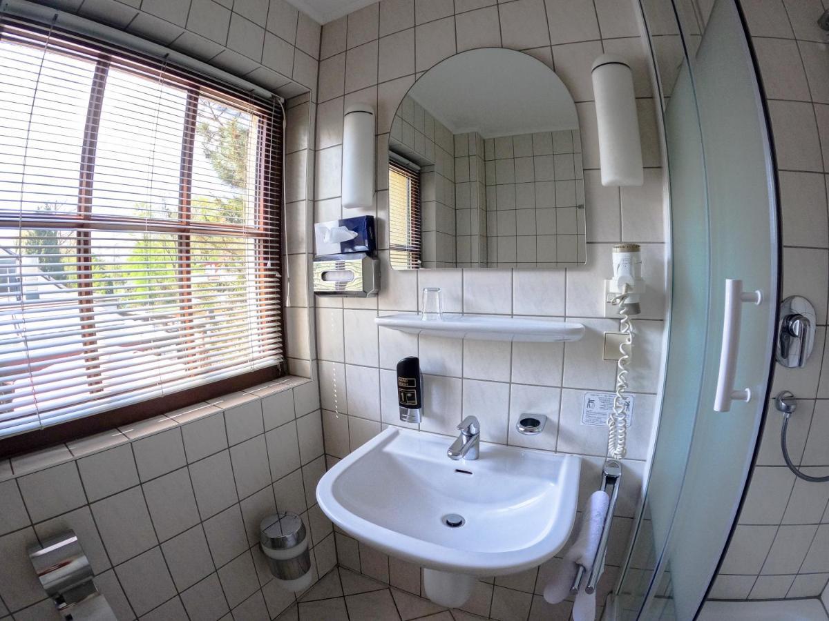 Hotel Diana Schonwalde-Glien ภายนอก รูปภาพ