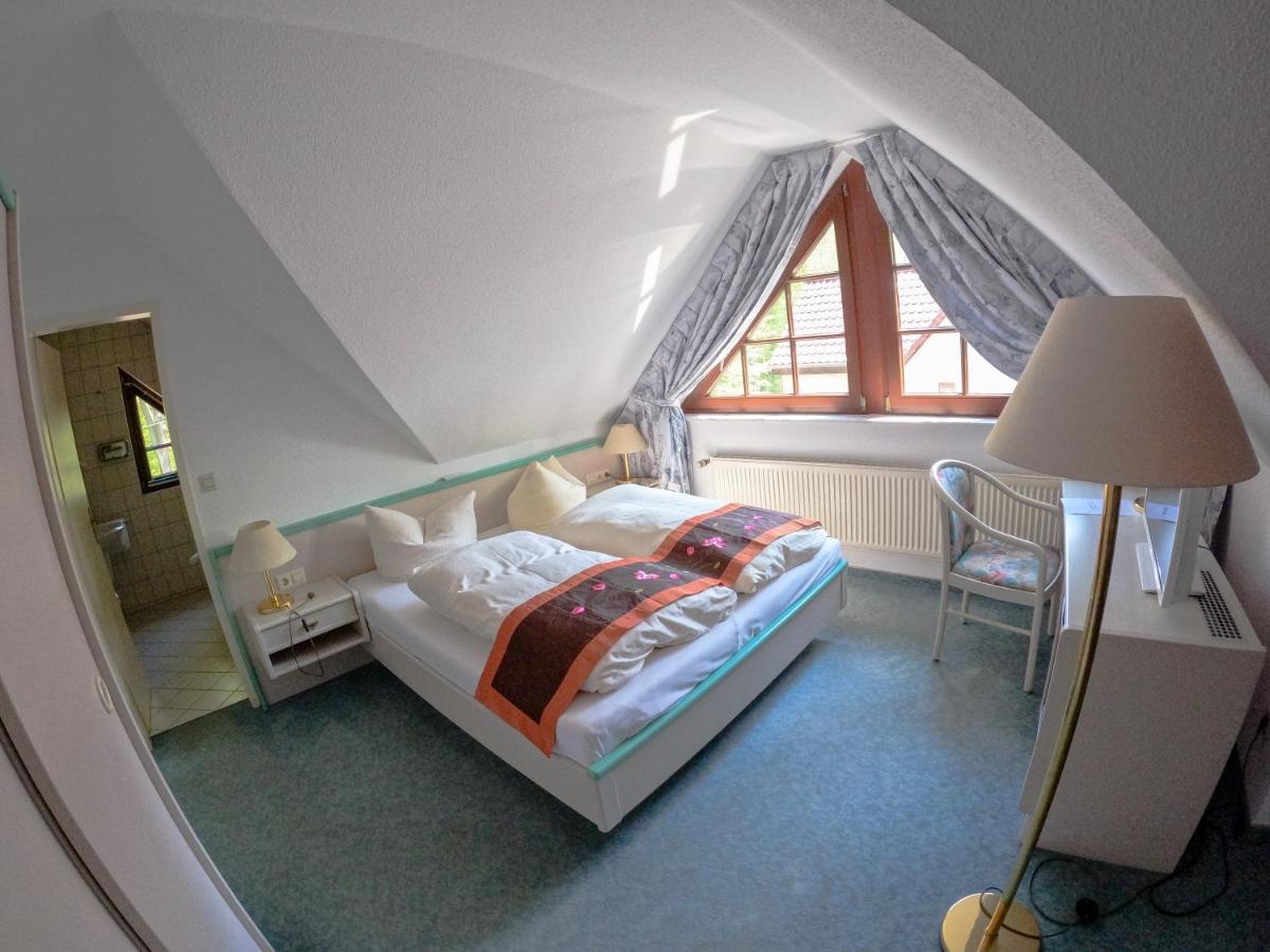 Hotel Diana Schonwalde-Glien ภายนอก รูปภาพ