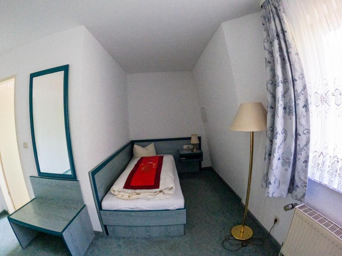 Hotel Diana Schonwalde-Glien ภายนอก รูปภาพ