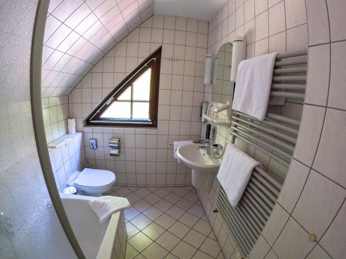 Hotel Diana Schonwalde-Glien ภายนอก รูปภาพ
