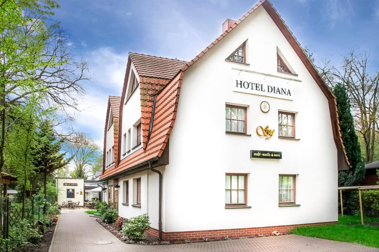 Hotel Diana Schonwalde-Glien ภายนอก รูปภาพ